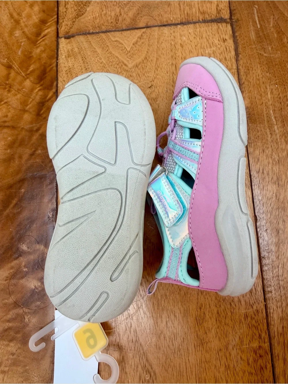 OshKosh B’gosh EverPlay Toddler Water Sandals Pink & Mint Size 9 NWT
